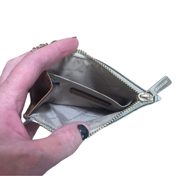 Michael Kors Logo Small Wallet with Keyring White and Tan - Picture 3 of 6